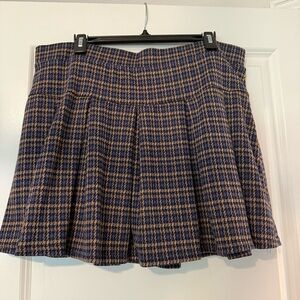 American Eagle Plaid Pleated Skirt - Navy and Tan NWT size XL tall